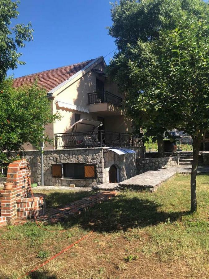 T-A Apartment Rijeka Crnojevica Ngoại thất bức ảnh